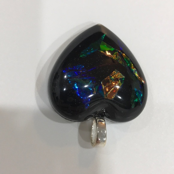 NWOT Resin Heart Pendant,  Heart Necklace, - Picture 10 of 15